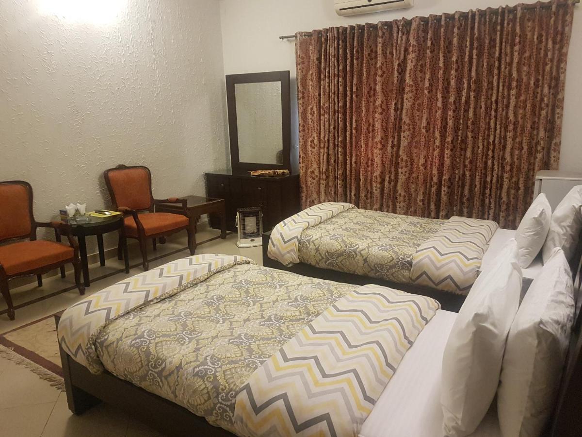 New Shelton Guest House Ісламабад Екстер'єр фото